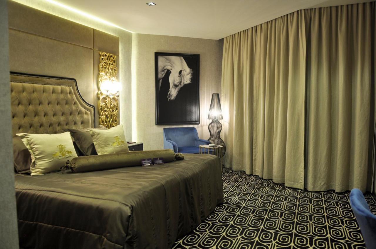 Hotel Pia Bella Kyrenia  Exterior photo